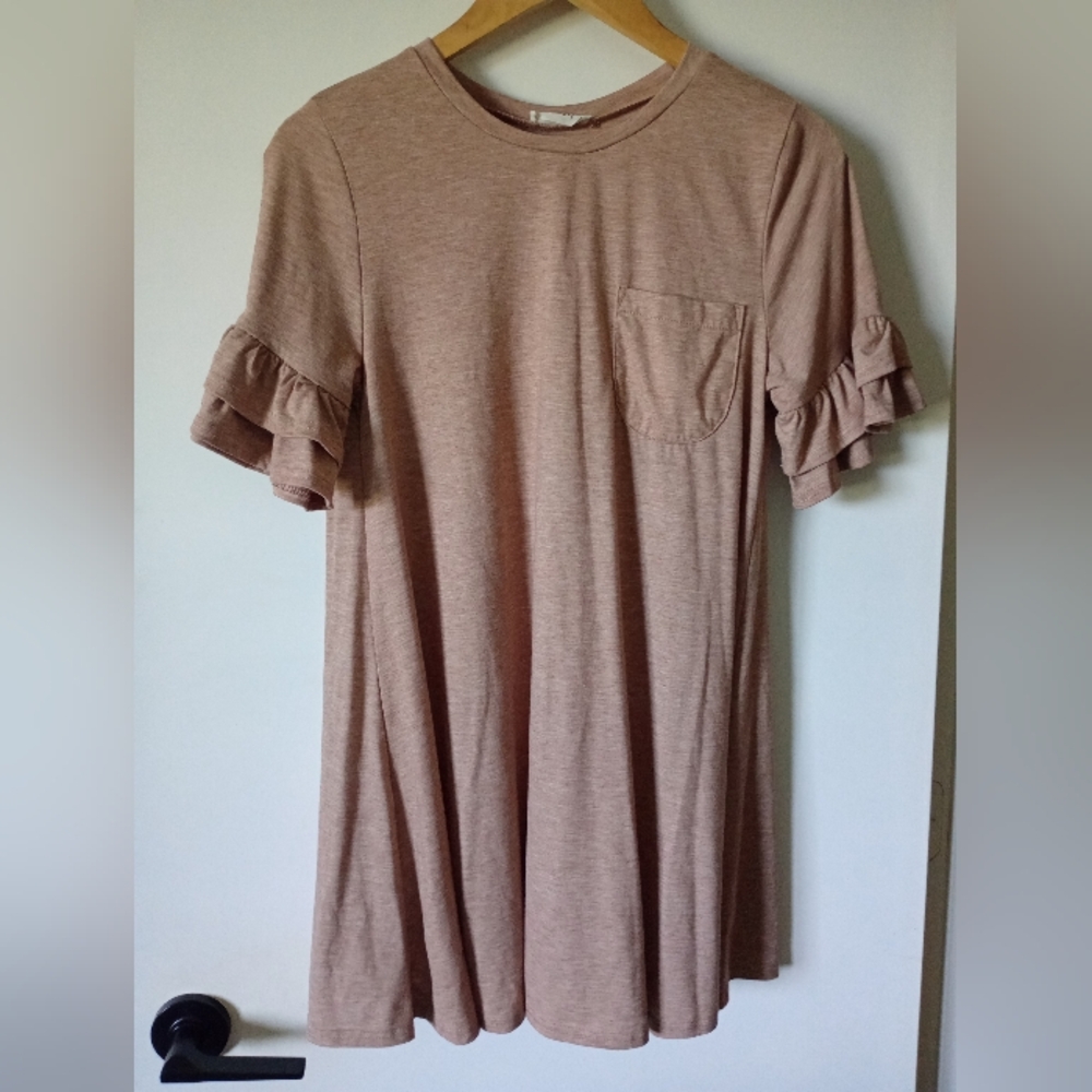 "New In" Boutique Ruffle Sleeve T-Shirt Dress Size Medium